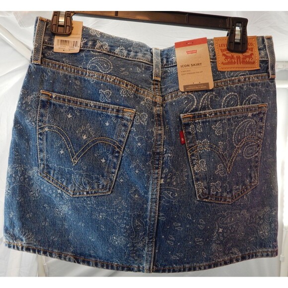 Levi's Icon Skirt Size 26 Blue Paisley Print Mid Rise Denim NWT 5 Pocket Cotton - Picture 2 of 16